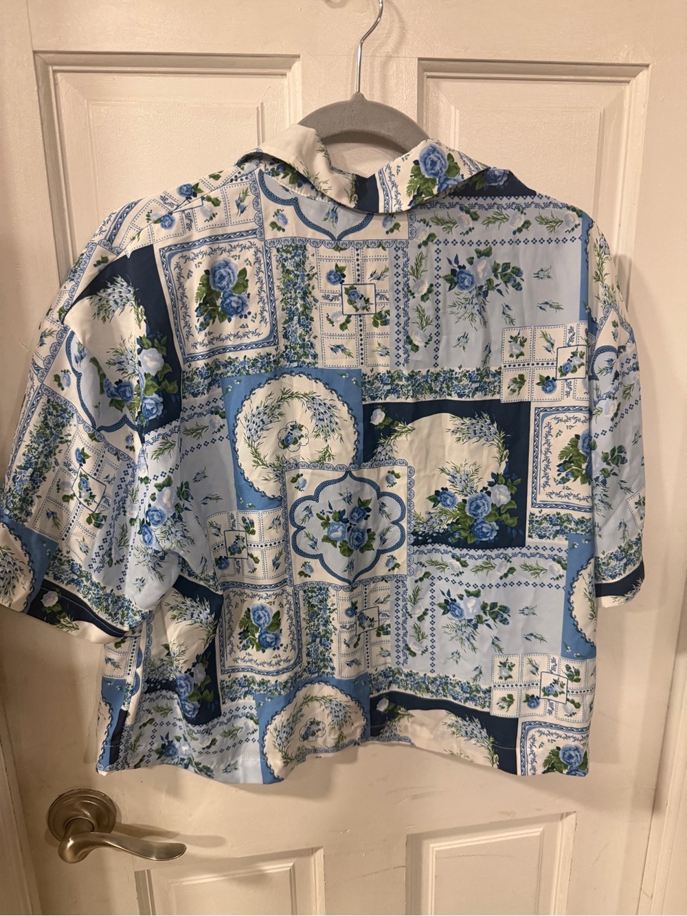 Abercrombie Blue Floral Patchwork Button-Up Shirt - Picture 4 of 4